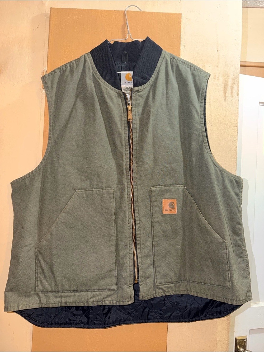 Carhartt mens Olive Green Utility Zip Vest